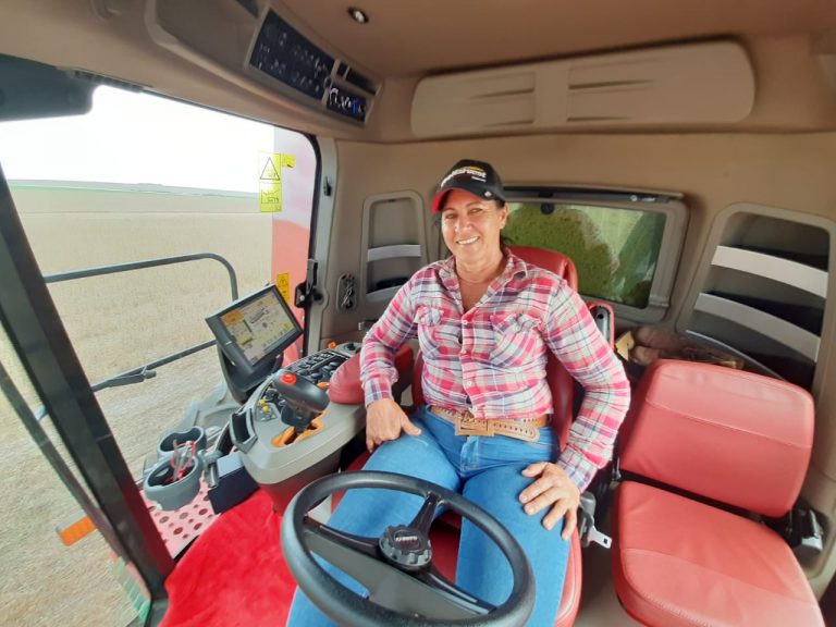 Operadoras de máquinas da Case IH