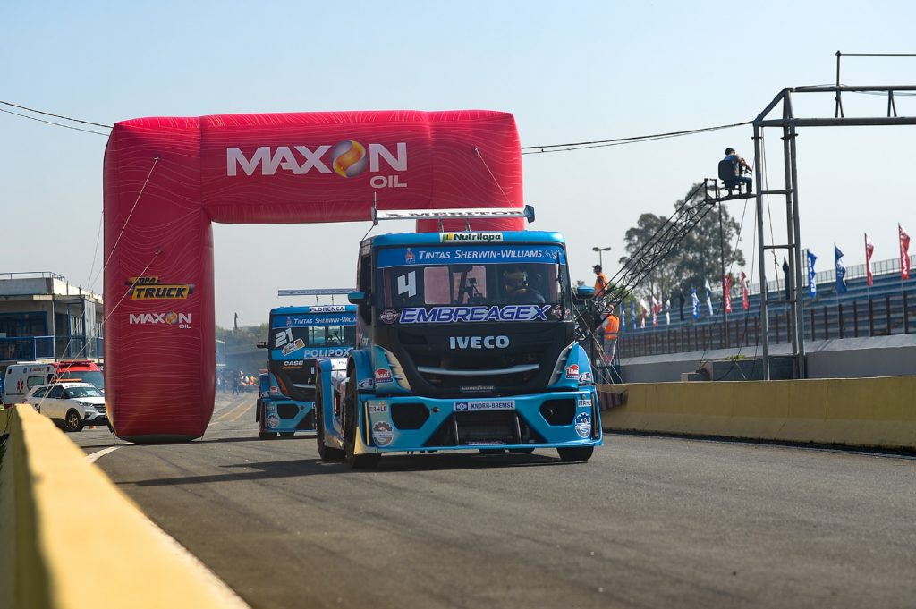 FPT acelera brutos da Iveco em busca do título da Copa Truck (FOTO Duda Bairros)