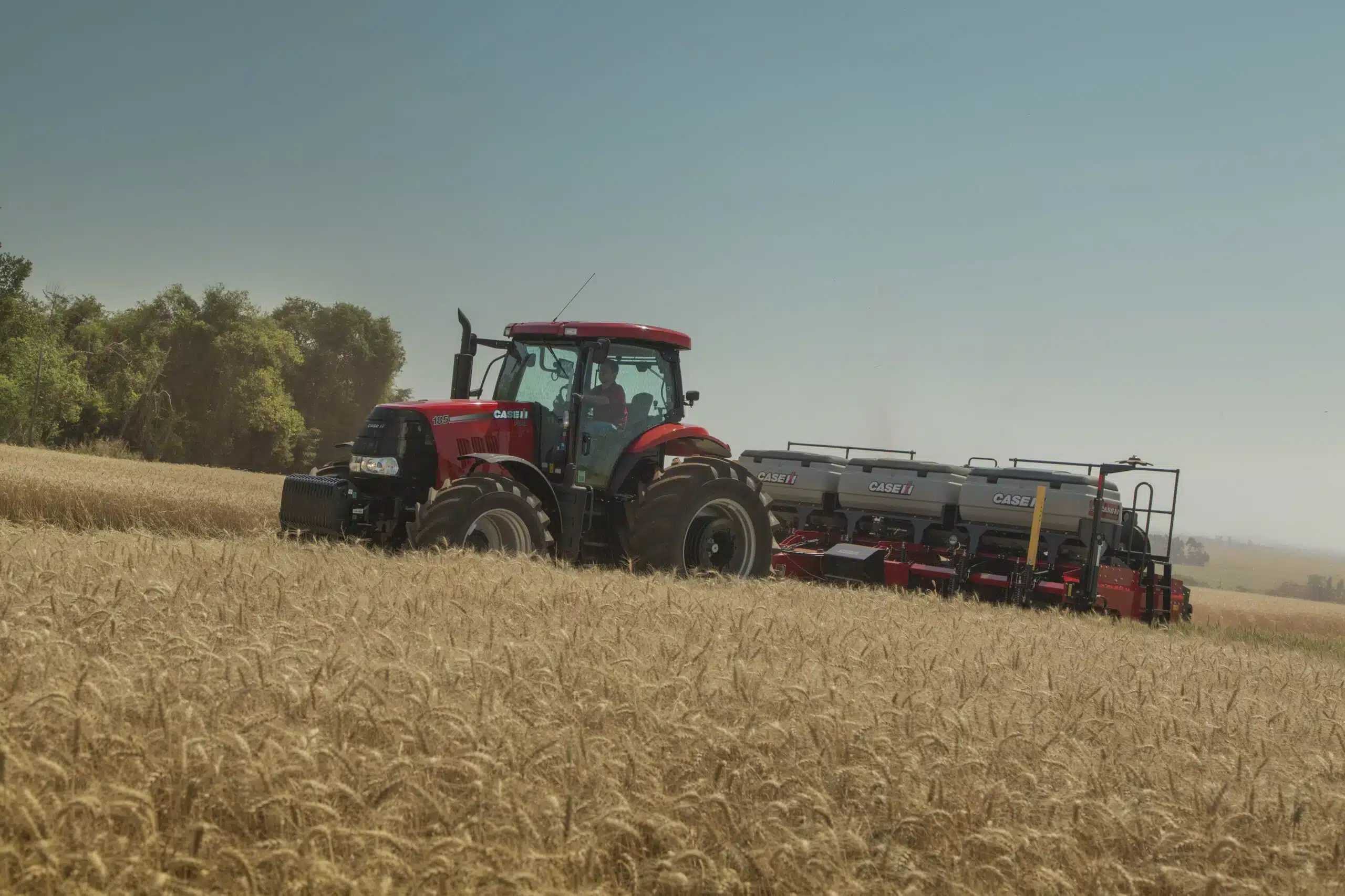 trator agricola em Frutal